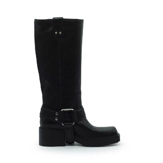 Fray Black Gaucho Boots