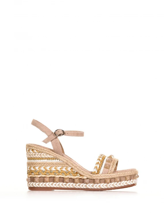 Rope wedge sandal with stones