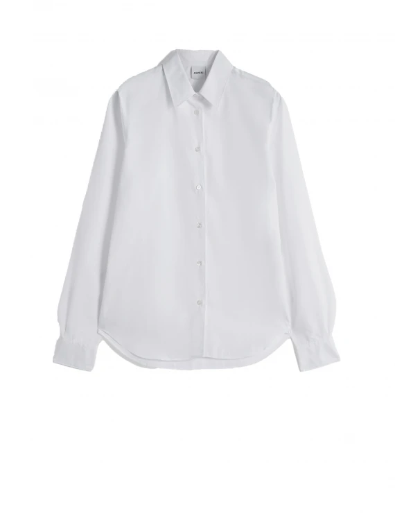 White long-sleeved shirt