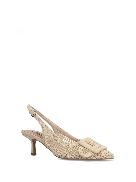 Chanel slingback in macramè beige