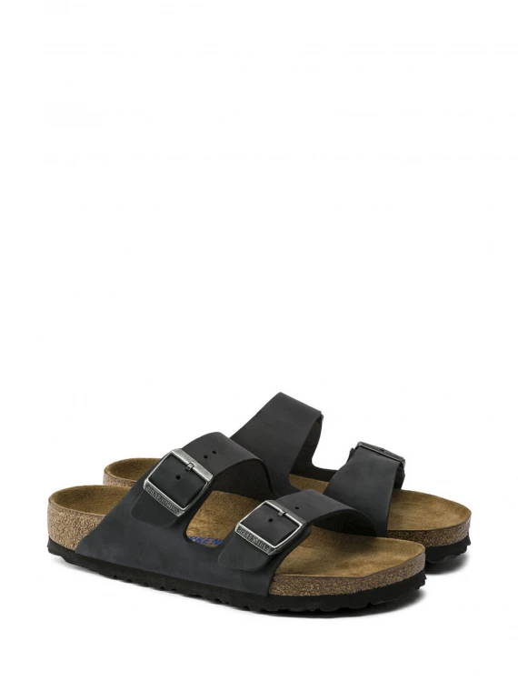 Arizona sandals in oiled leather