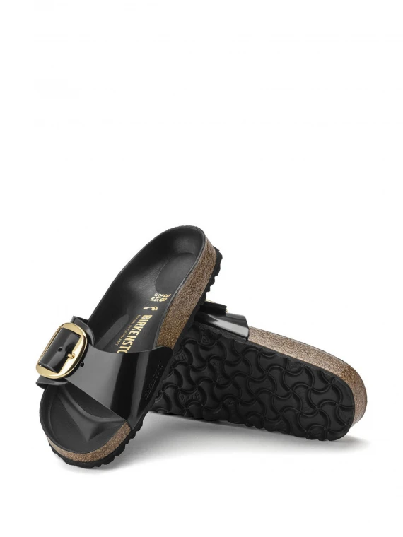 Sandalo Madrid Big Buckle in pelle effetto vernice