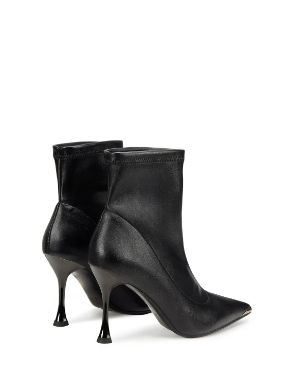 Black leather ankle boot with heel