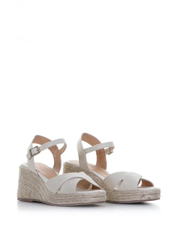 Thea open sandals with buckle