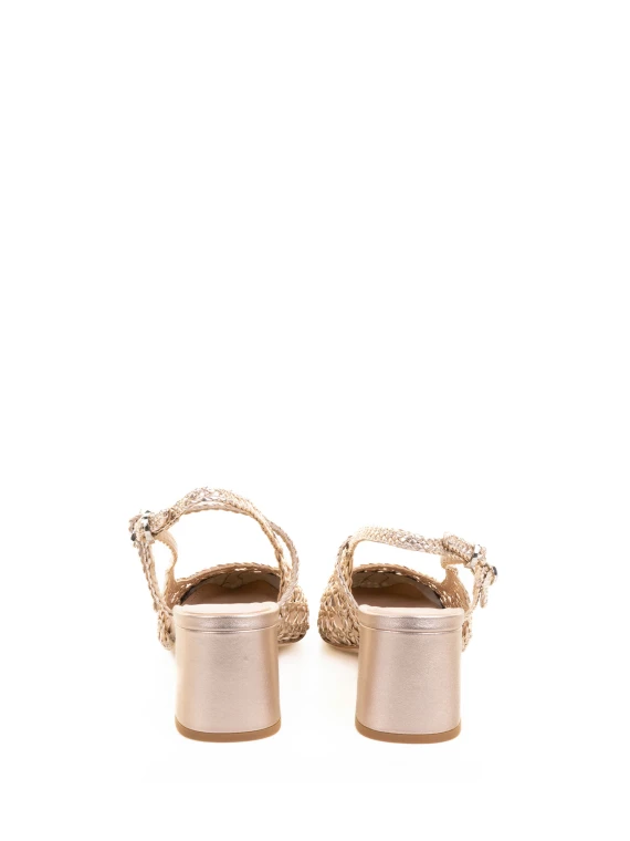 Décolleté slingback beige traforato in pelle