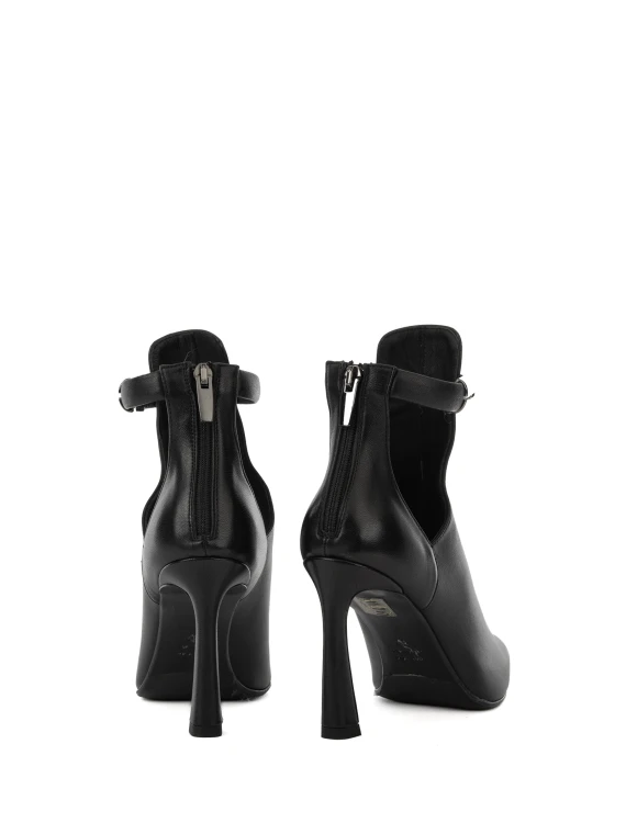 Black ankle boot with leather heel
