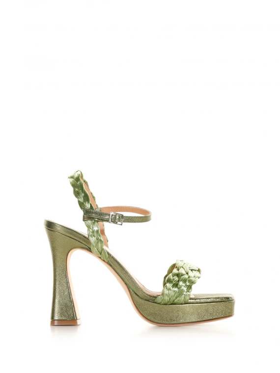 Raffia sandal with laminated platform