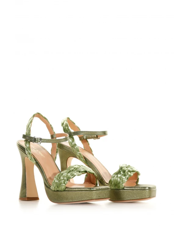 Raffia sandal with laminated platform