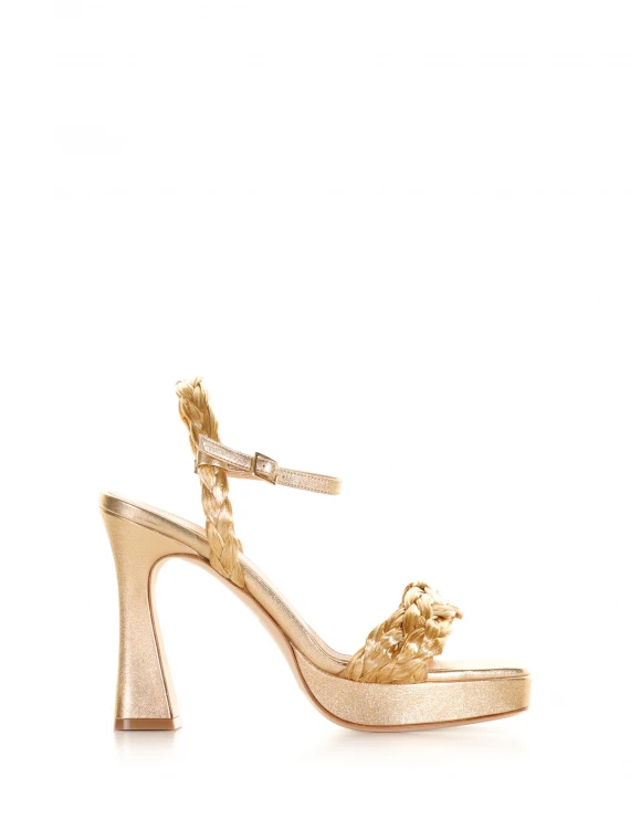 Raffia sandal with laminated platform