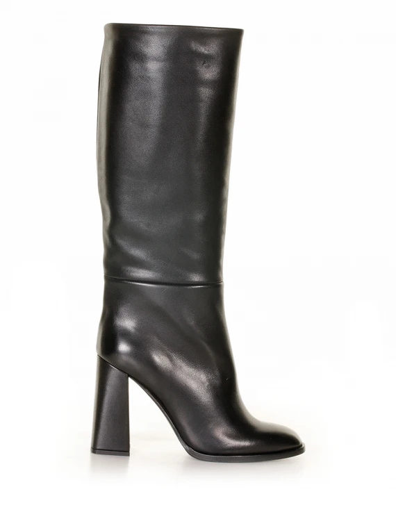 Nicole Bonnet black leather boots