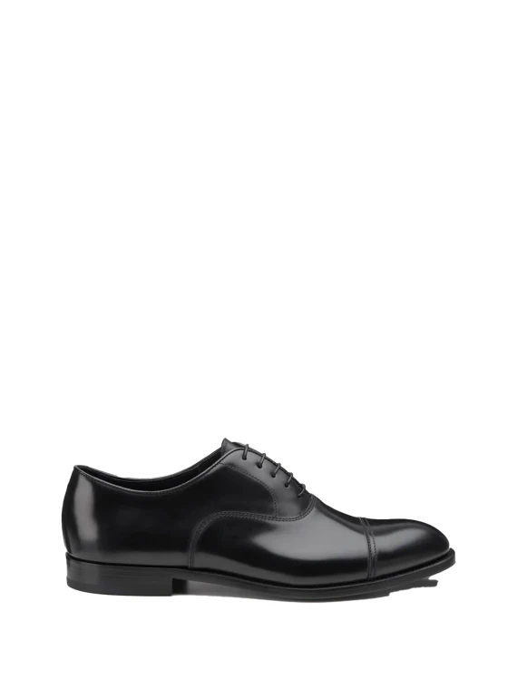 Francesina nera in pelle