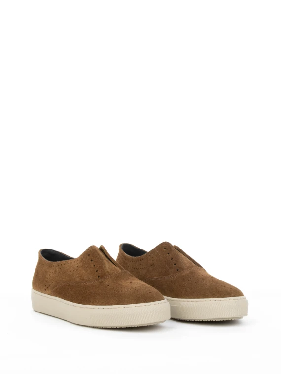 Sneaker slip on marrone in suede