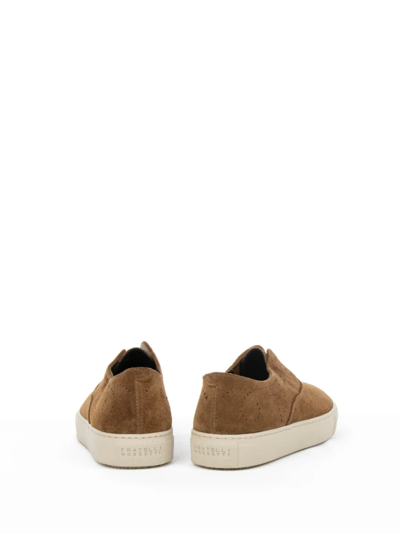 Sneaker slip on marrone in suede