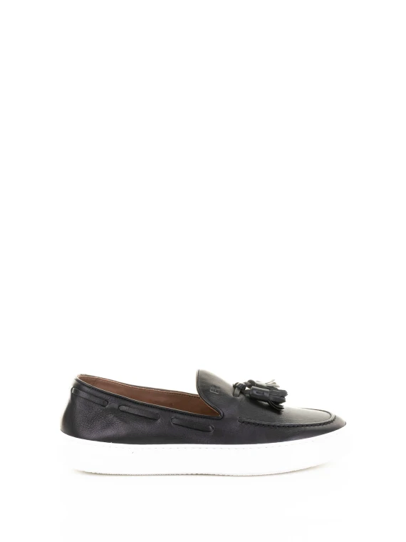 Black leather moccasin with tassels