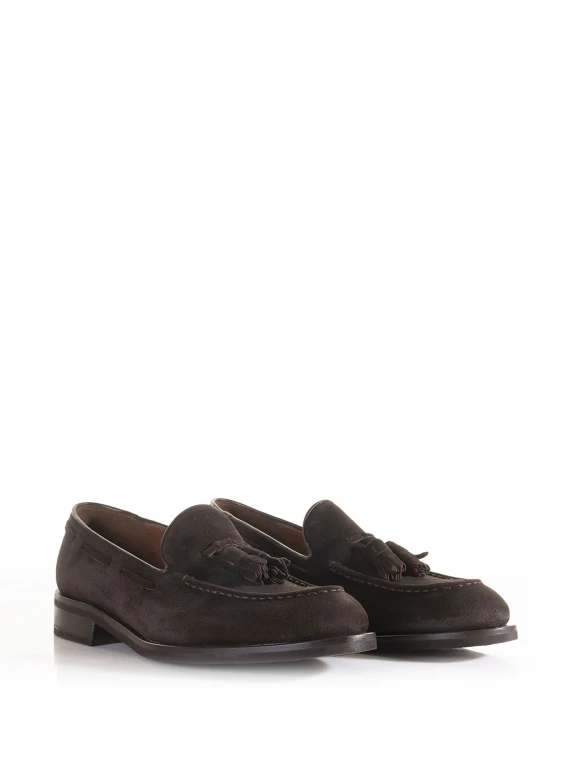 Suede loafers with tassels