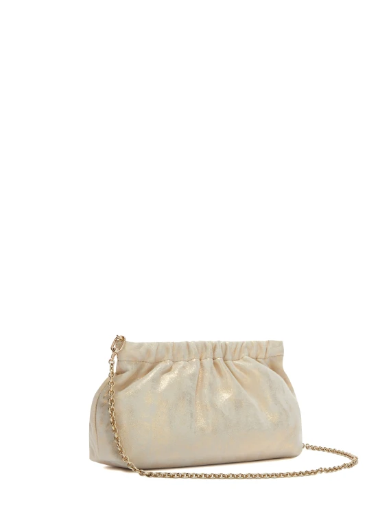 Pochette gold with chain shoulder strap