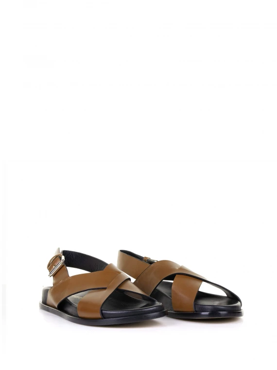 Low hazelnut leather sandal