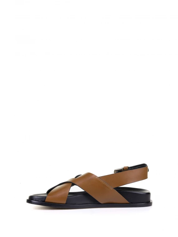 Low hazelnut leather sandal