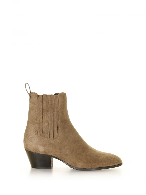 Stivaletto in suede beige