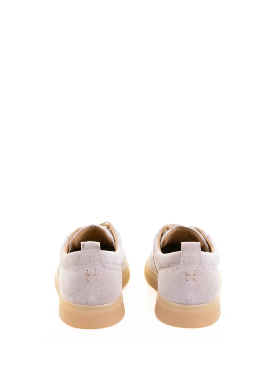 Men's Sneaker in suede and contrasting sole