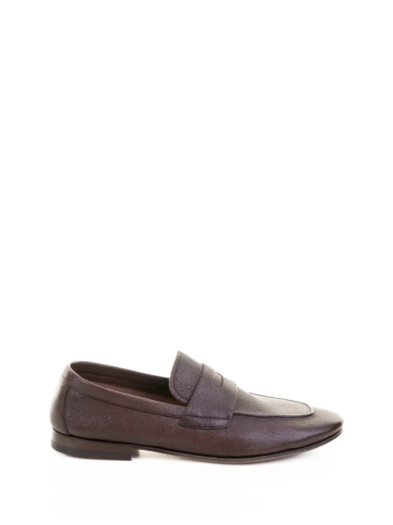 Moccasin in dark brown leather