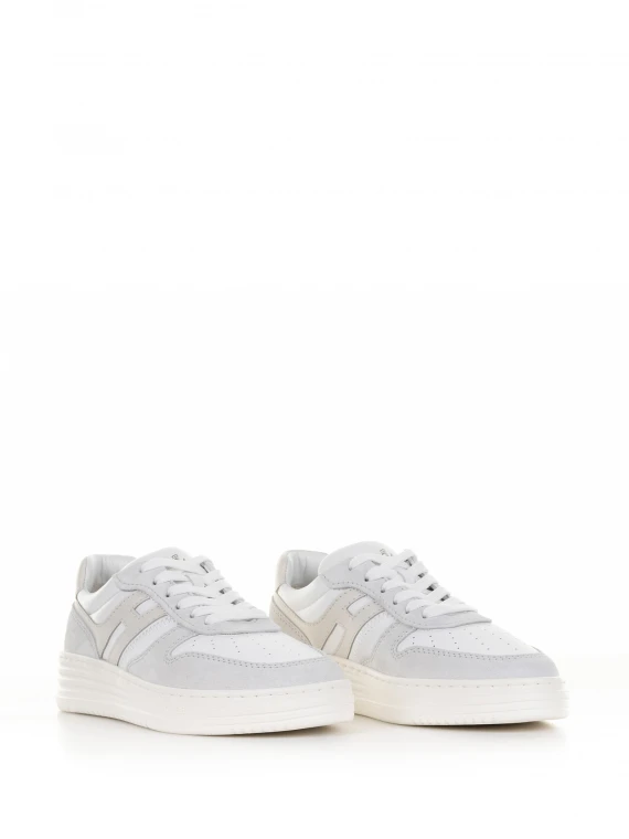 H630 white sneakers