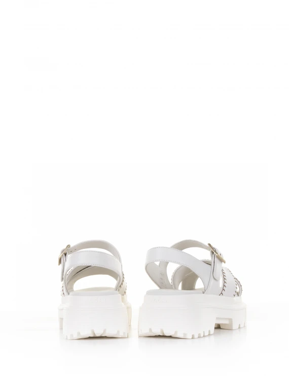 H644 ivory leather sandal