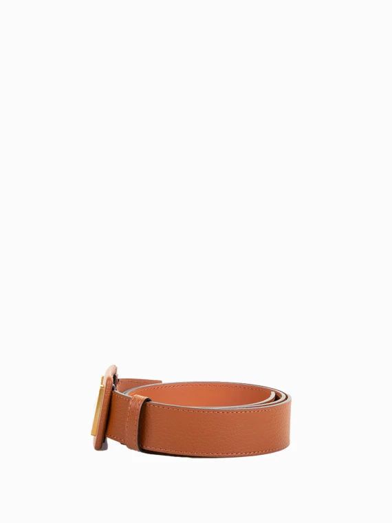 Cintura in pelle effetto martellato con maxi fibbia