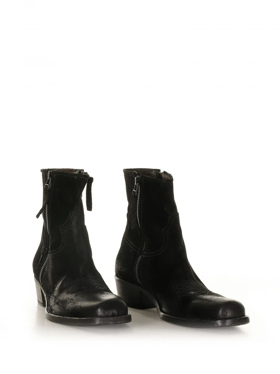 Black low Texan boot