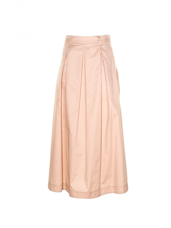 Long wide skirt with pleats