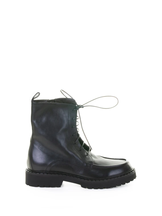 LAURA BELLARIVA Boots Black