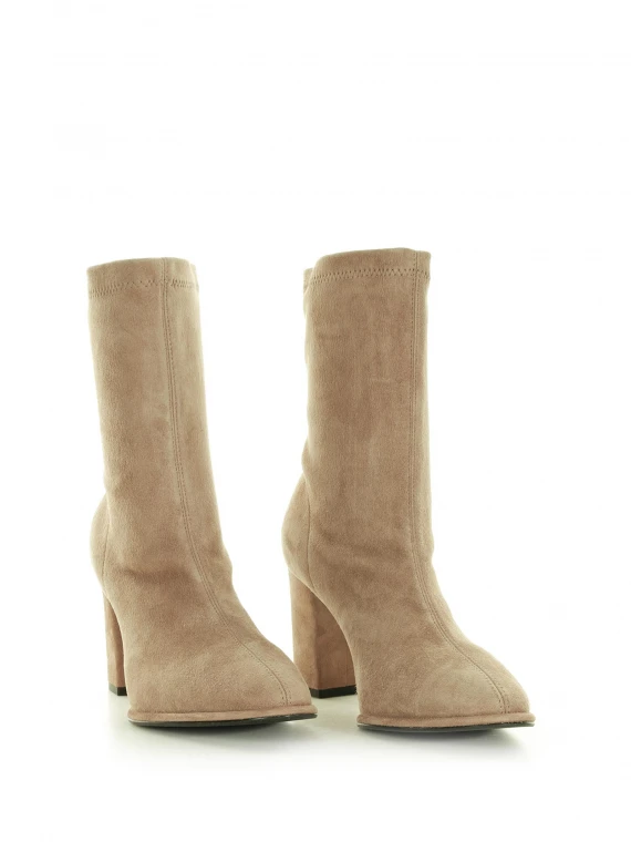 Elsa ankle boot in beige suede