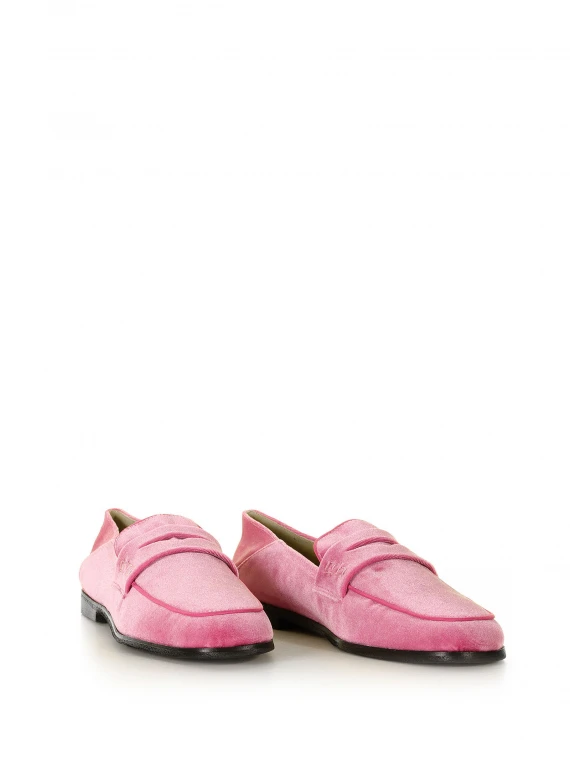 Fuxia velvet loafer