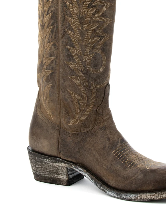 Razz Chocolate Texan Boot with Round Toe