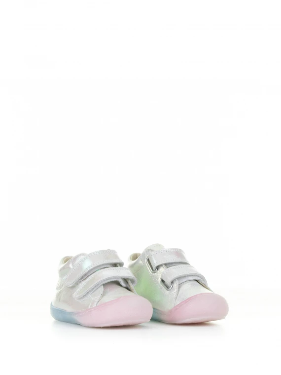 Silver leather first steps shoes