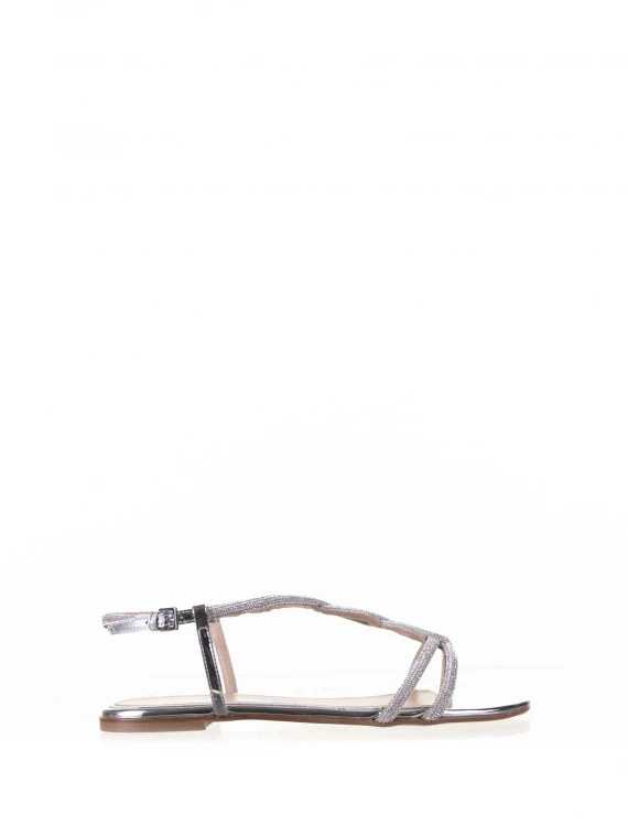 Low sandal in nappa leather with rhinestones