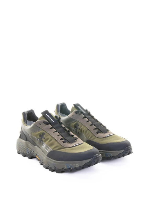 Devin 436 sneaker with sheepskin lining