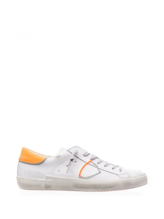 Sneakers PRSX in pelle e tallone arancio