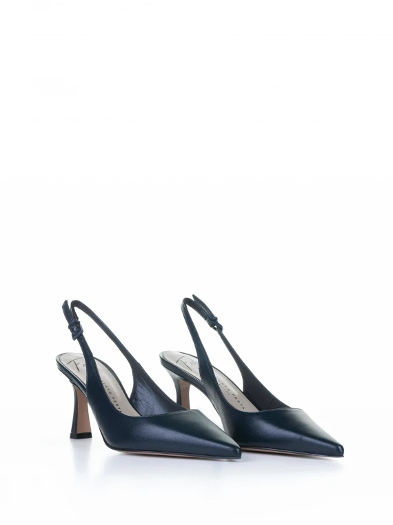 Chanel Slingback in navy blue nappa