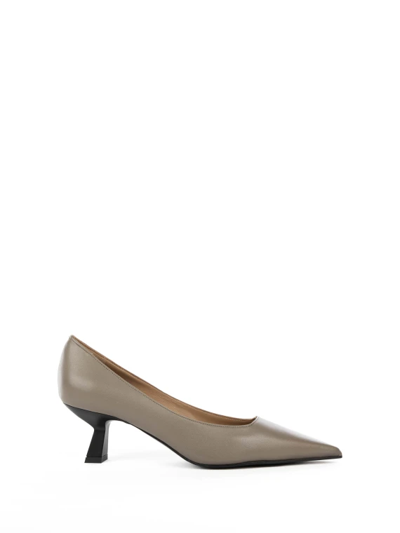 Roberto Festa With Heel Beige