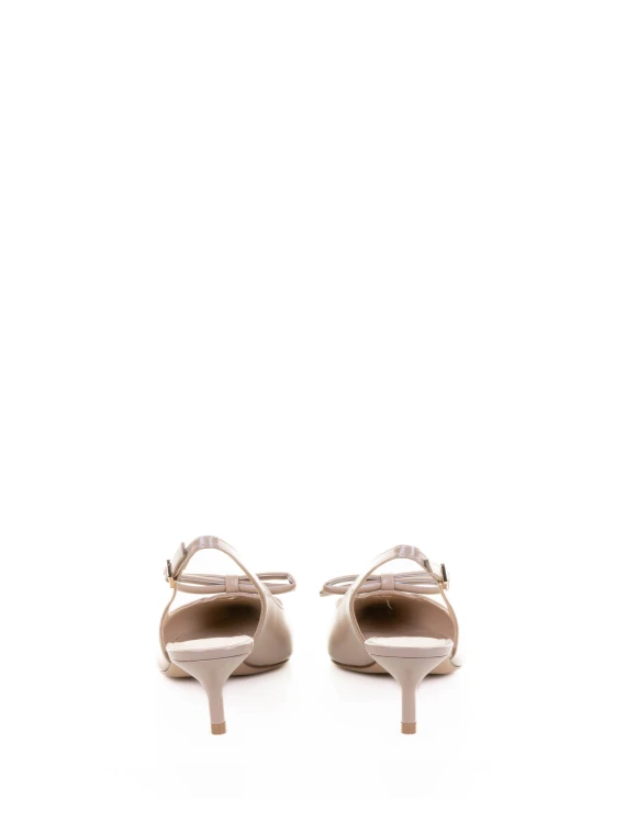 Décolleté slingback powder in leather