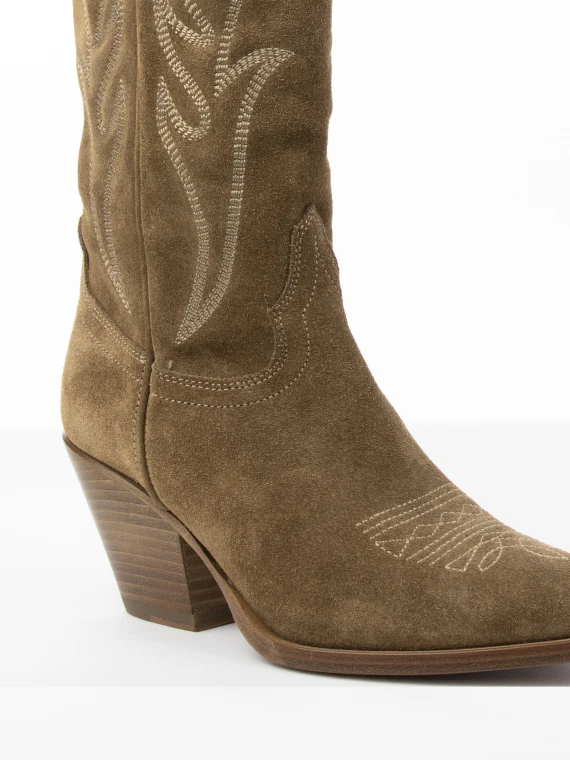 Santa Fe Brown Suede Texan Boot