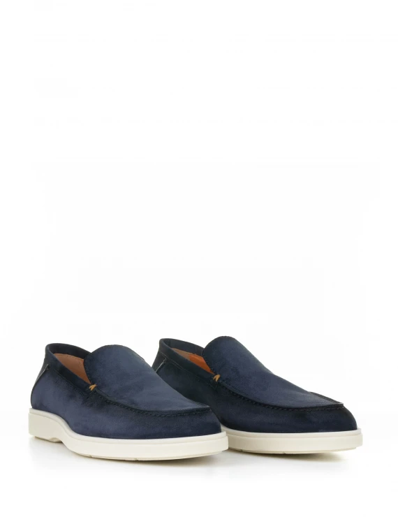 Moccasin in blue suede and rubber sole