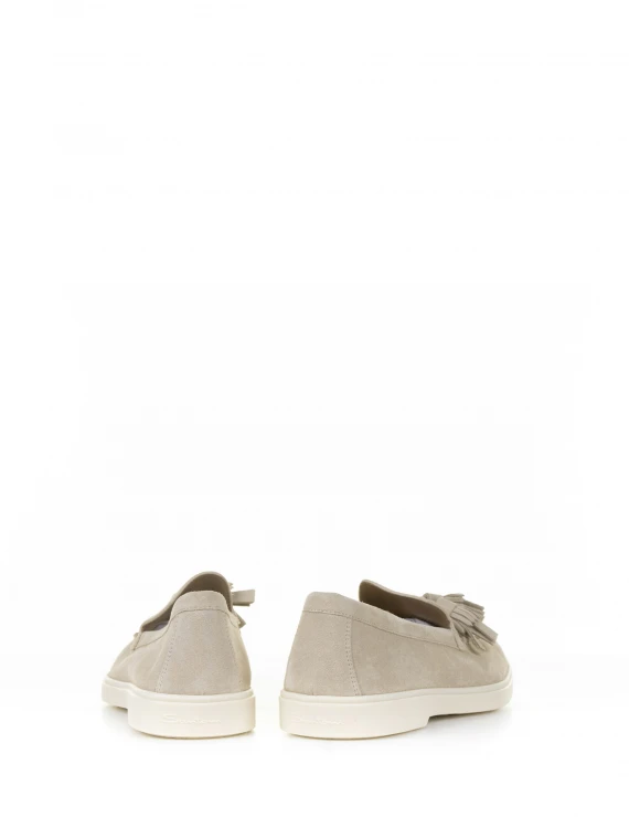 Suede moccasin with tassels