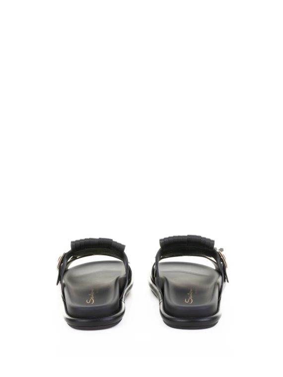 Black leather slipper with fringe