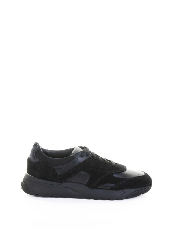 Sneaker nera uomo in pelle suede
