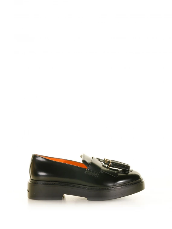 Leather loafer with tassels