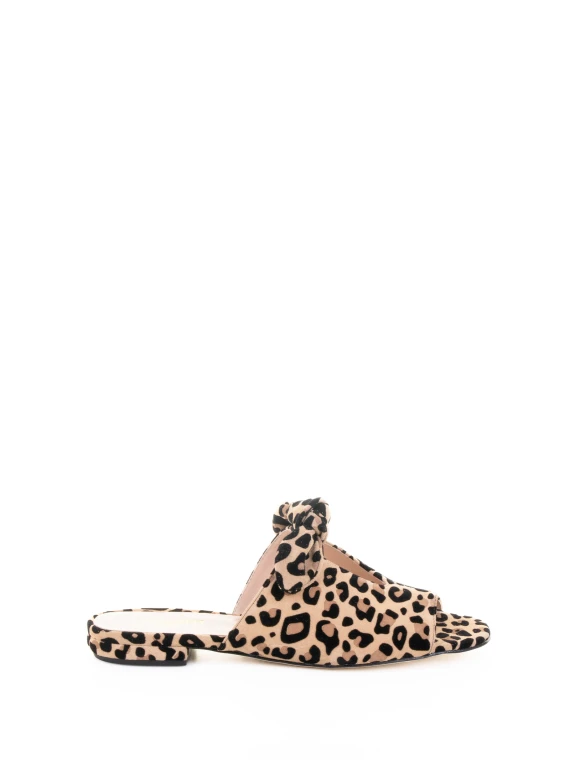 Status Sandals