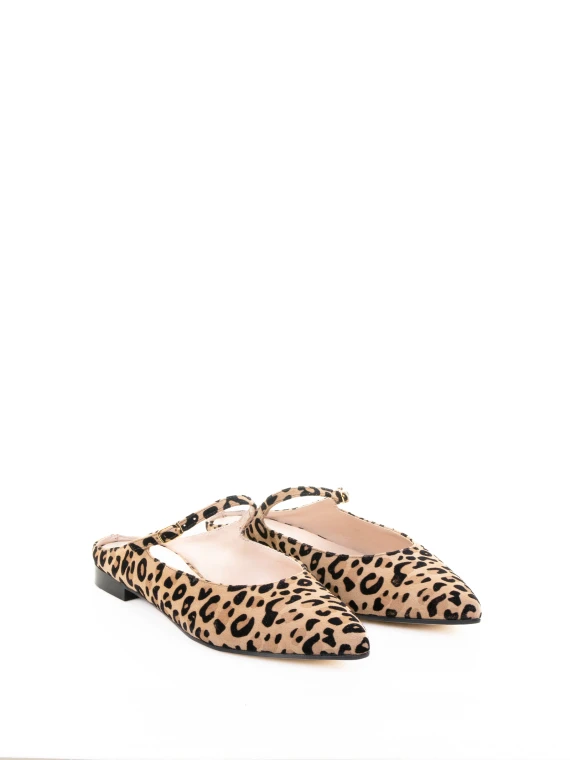 Status Sandals