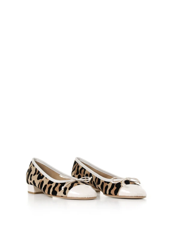 Animalier suede ballerina